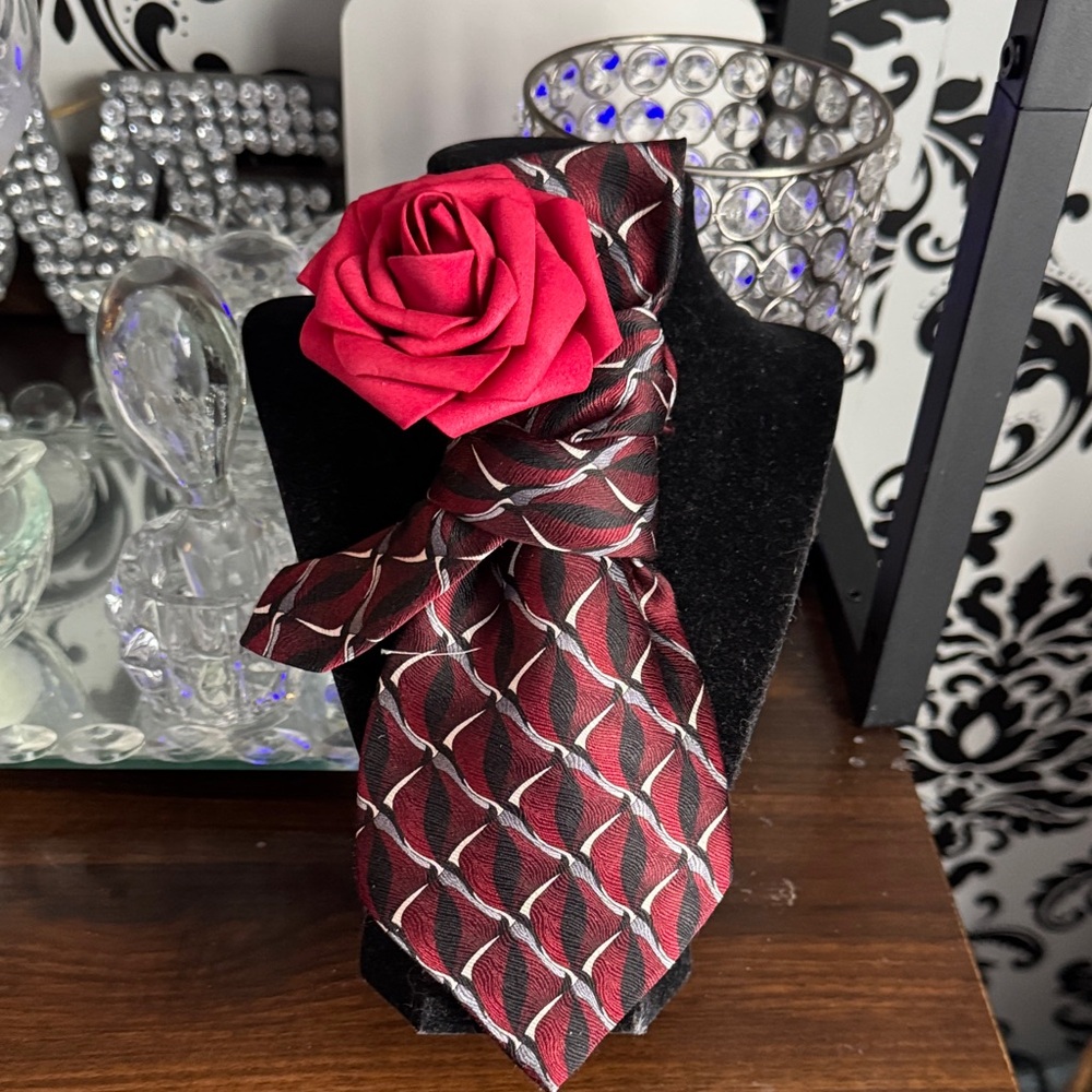 Red and Black Patterned Tie with Rose
